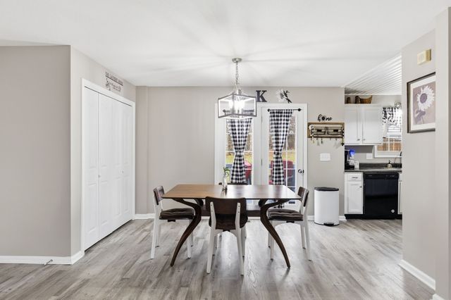 916 Excalibur Dr, Clarksville, TN 37040