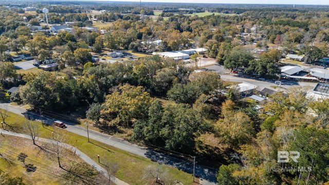 22995 E Chicago Street, Robertsdale, AL 36567