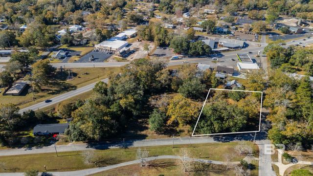 22995 E Chicago Street, Robertsdale, AL 36567