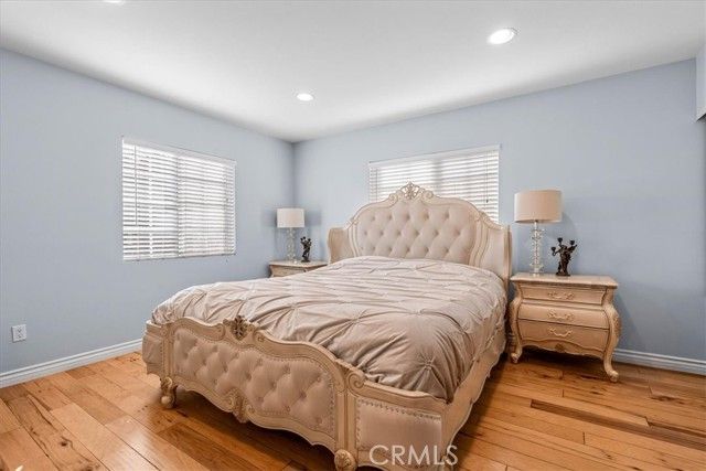 15951 Simonds Street, Granada Hills (los Angeles), CA 91344