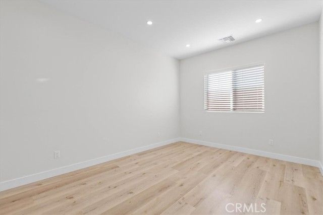 15951 Simonds Street, Granada Hills (los Angeles), CA 91344