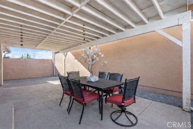 15951 Simonds Street, Granada Hills (los Angeles), CA 91344