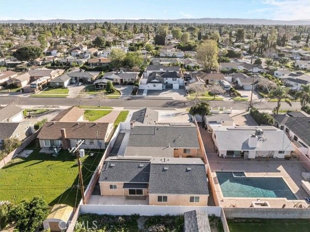 15951 Simonds Street, Granada Hills (los Angeles), CA 91344