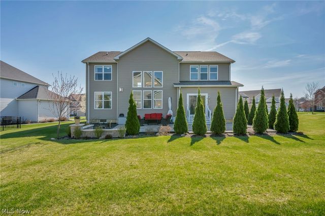 5250 Duxbury Drive, Copley, OH 44321