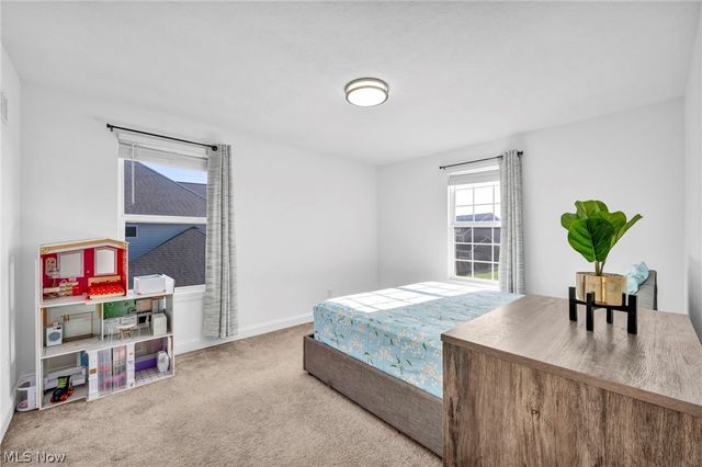 5250 Duxbury Drive, Copley, OH 44321