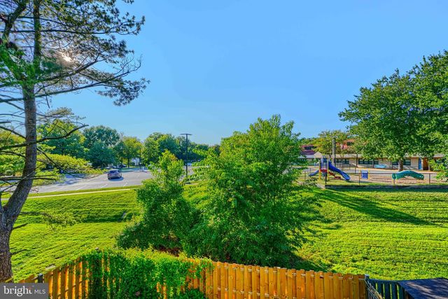 18425 HONEYLOCUST CIR, Gaithersburg, MD 20879