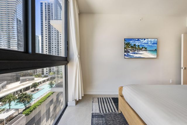 11 NE 6th Street 1912, Miami, FL 33132