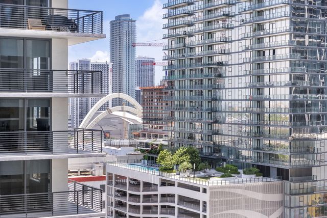 11 NE 6th Street 1912, Miami, FL 33132