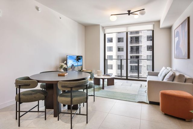 11 NE 6th Street 1912, Miami, FL 33132