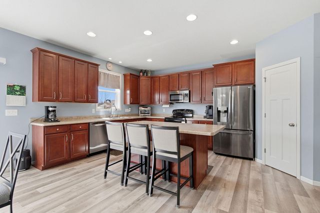 18662 Dulcimer Court, Farmington, MN 55024