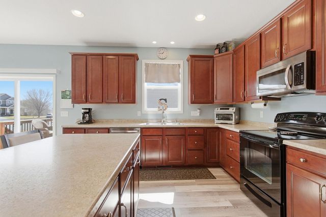 18662 Dulcimer Court, Farmington, MN 55024