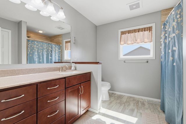 18662 Dulcimer Court, Farmington, MN 55024