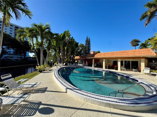 119 NE 19th Court 203G, Wilton Manors, FL 33305