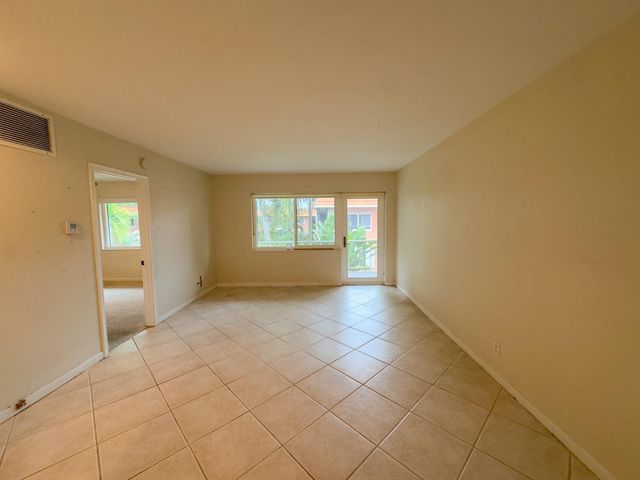 119 NE 19th Court 203G, Wilton Manors, FL 33305