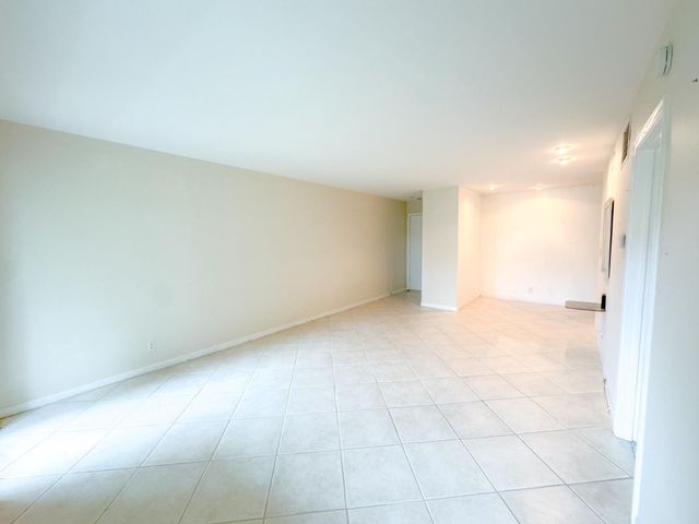 119 NE 19th Court 203G, Wilton Manors, FL 33305