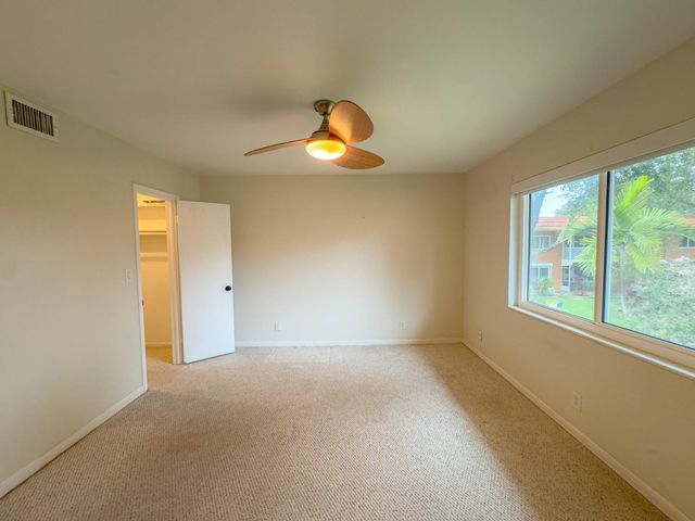 119 NE 19th Court 203G, Wilton Manors, FL 33305