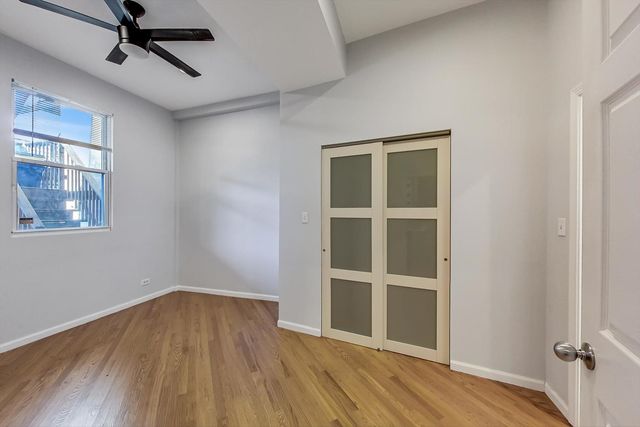 2141 W Crystal Street 2, Chicago, IL 60622