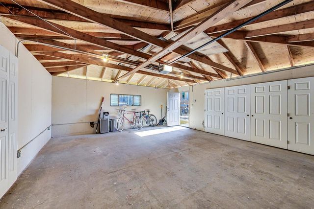 2141 W Crystal Street 2, Chicago, IL 60622