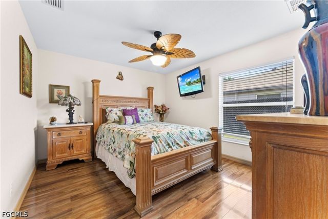 1805 SW 4th AVE, Cape Coral, FL 33991