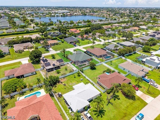 1805 SW 4th AVE, Cape Coral, FL 33991