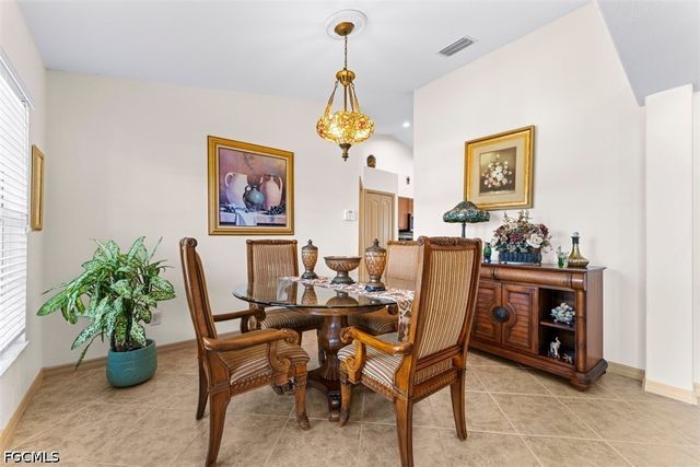 1805 SW 4th AVE, Cape Coral, FL 33991