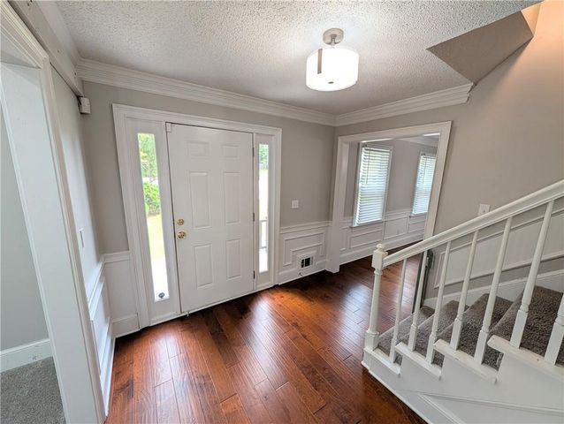 4807 Mystere Circle SW, Lilburn, GA 30047