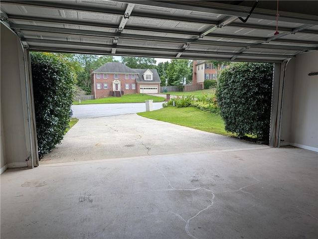 4807 Mystere Circle SW, Lilburn, GA 30047