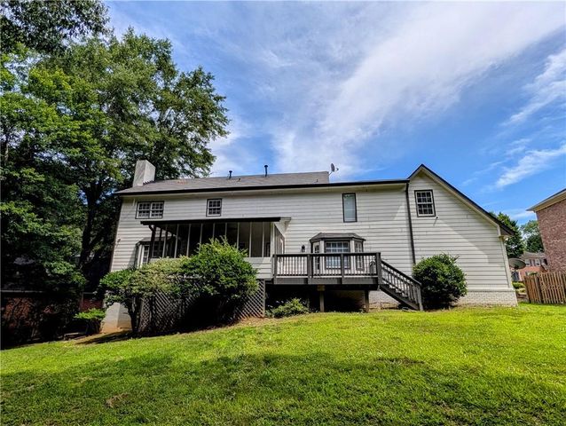 4807 Mystere Circle SW, Lilburn, GA 30047