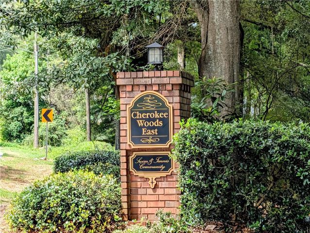 4807 Mystere Circle SW, Lilburn, GA 30047