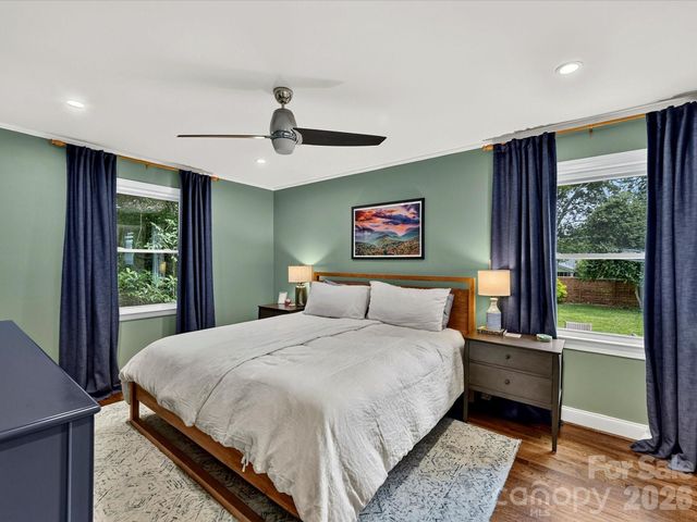 801 Fairbanks Road, Charlotte, NC 28210