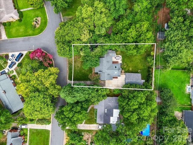 801 Fairbanks Road, Charlotte, NC 28210