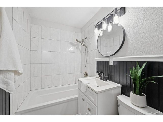 2520 S Hazel Ct, Denver, CO 80219