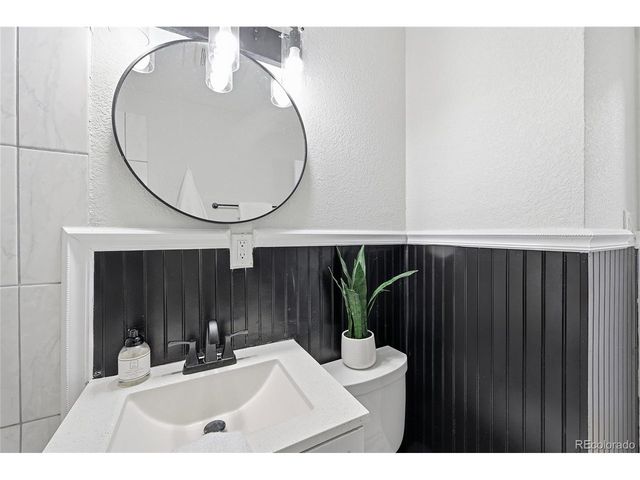 2520 S Hazel Ct, Denver, CO 80219