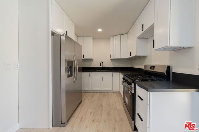 8149 Alcove Avenue, Los Angeles, CA 91605
