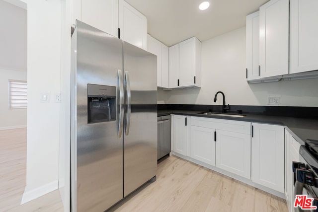 8149 Alcove Avenue, Los Angeles, CA 91605
