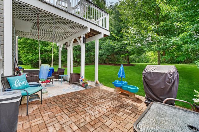 10 Pritchard Court, Fishkill, NY 12524