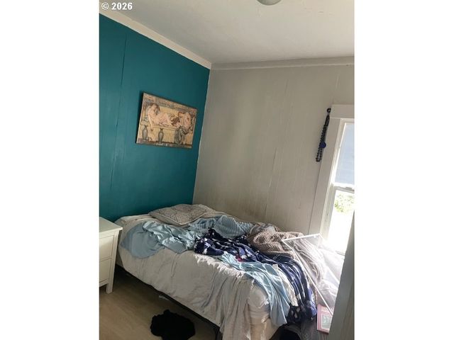 1206 Ne 77TH Ave, Portland, OR 97213