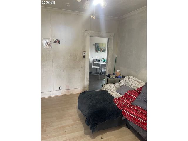 1206 Ne 77TH Ave, Portland, OR 97213