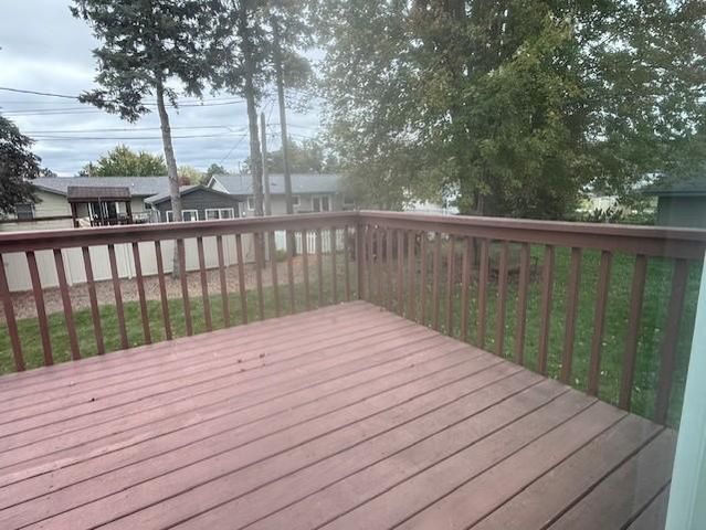 860 53rd Avenue, Goodview, MN 55987