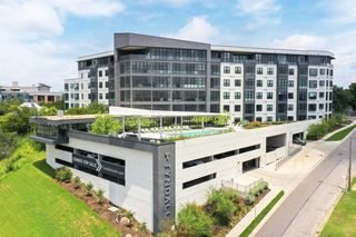 800 Embassy DR 505, Austin, TX 78702