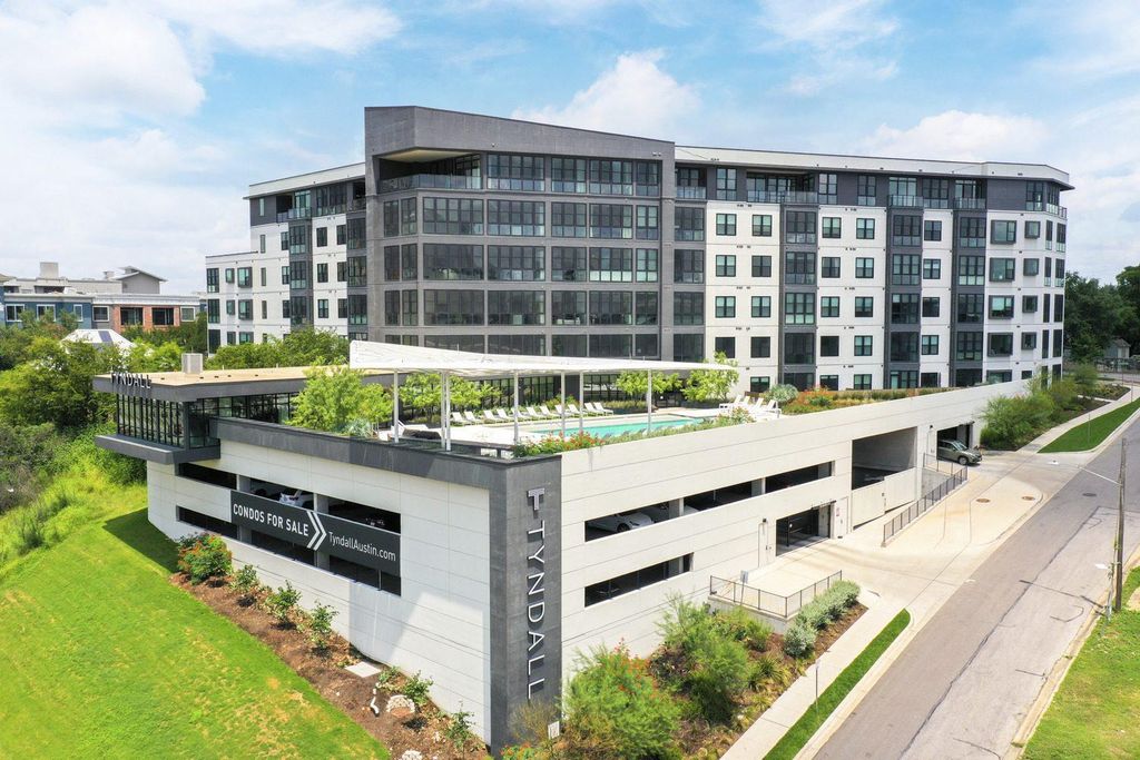 800 Embassy DR 505, Austin, TX 78702