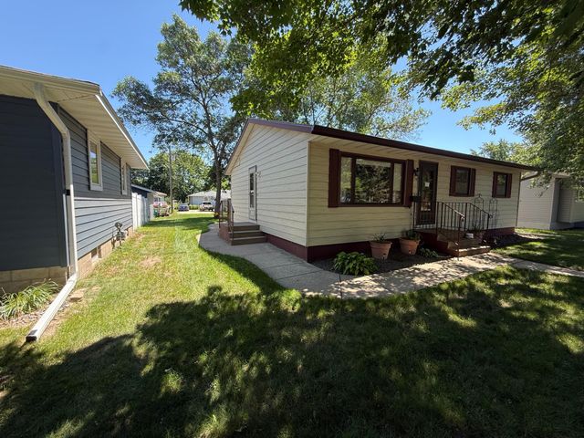1116 14th Avenue SE, Saint Cloud, MN 56304