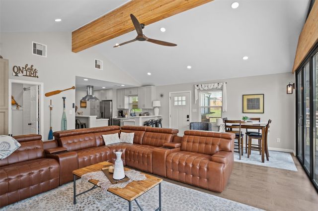 120 Cliff Street, Point Blank, TX 77364