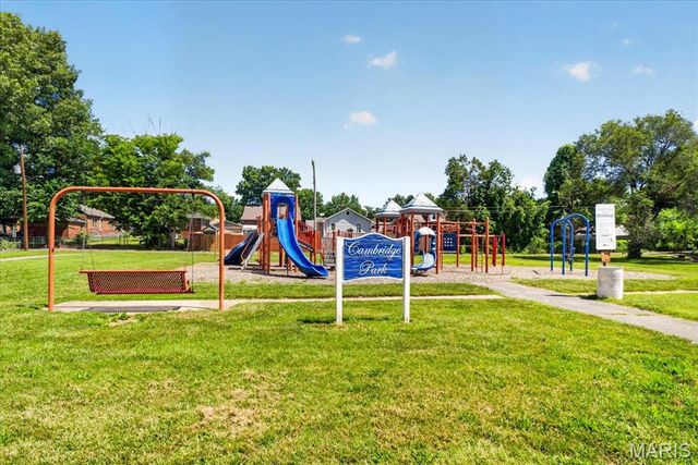 119 N 30th Street, Belleville, IL 62226