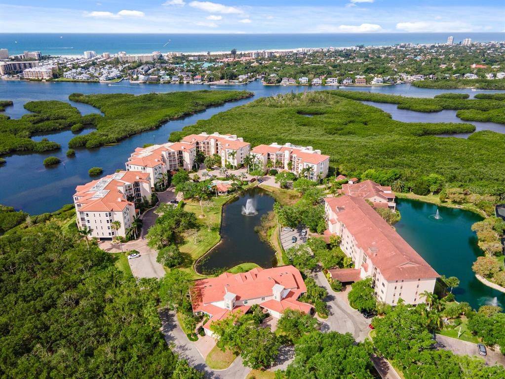 5400 EAGLES POINT CIRCLE 405, Sarasota, FL 34231
