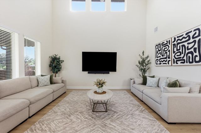 916 Peabody Drive, Mckinney, TX 75071