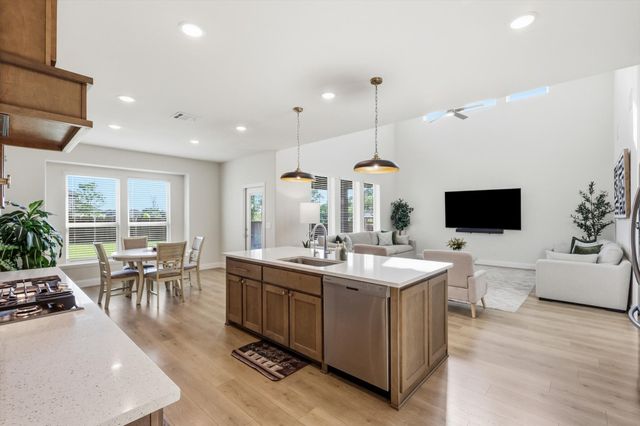 916 Peabody Drive, Mckinney, TX 75071