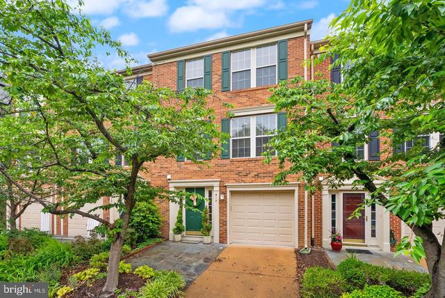917 ROLFE PL, Alexandria, VA 22314