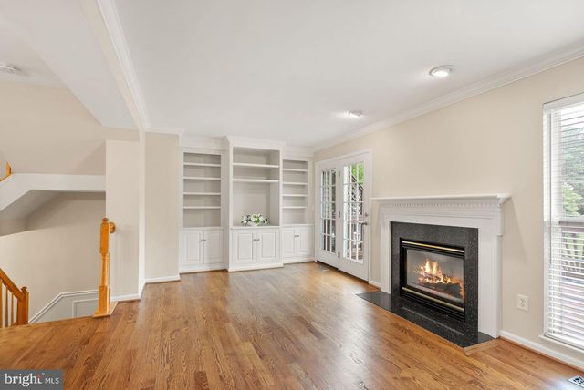 917 ROLFE PL, Alexandria, VA 22314