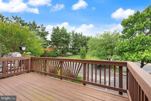 917 ROLFE PL, Alexandria, VA 22314